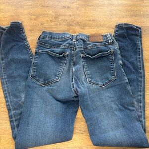 Lucky Brand Indigo Denim Jeans